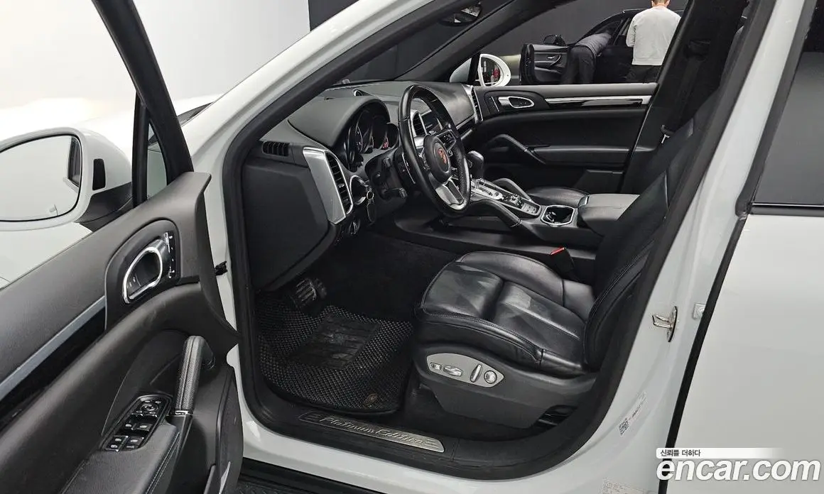 Porsche Cayenne 2017 3.0 автомат (гидро), фото 17