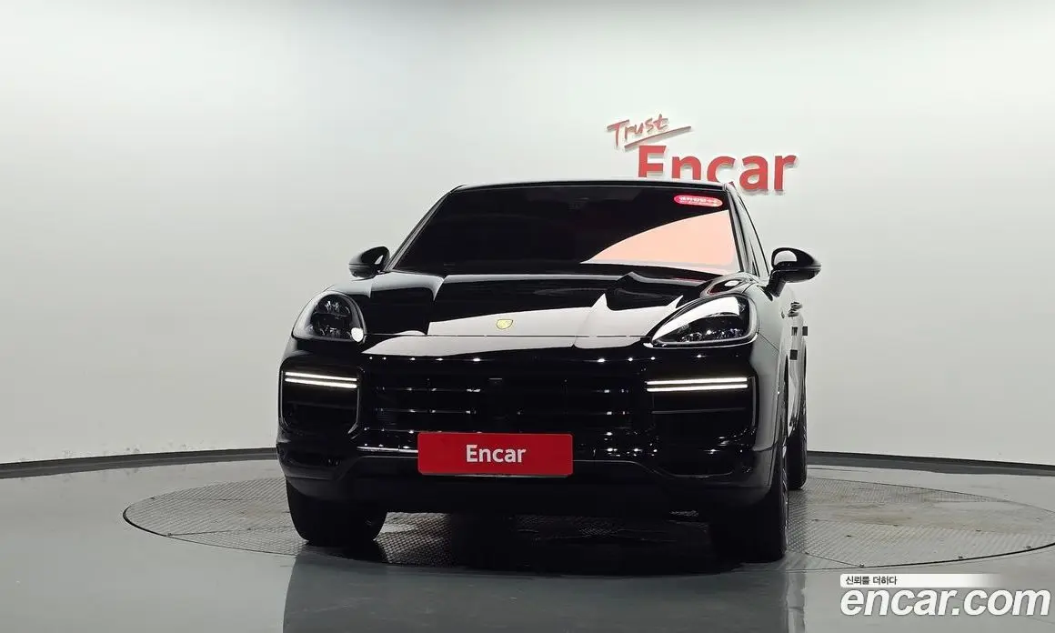 Porsche Cayenne 2023 4.0 автомат (гидро), фото 2 Porsche Cayenne 2023 4.0 автомат (гидро), фото 2