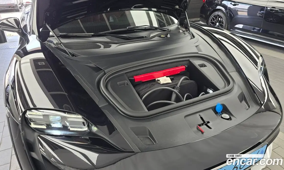 Porsche Taycan 2023 0.1 автомат (гидро), фото 6 Porsche Taycan 2023 0.1 автомат (гидро), фото 6
