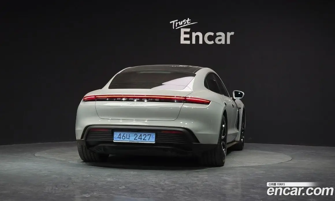 Porsche Taycan 2024 0.1 автомат (гидро), фото 4 Porsche Taycan 2024 0.1 автомат (гидро), фото 4