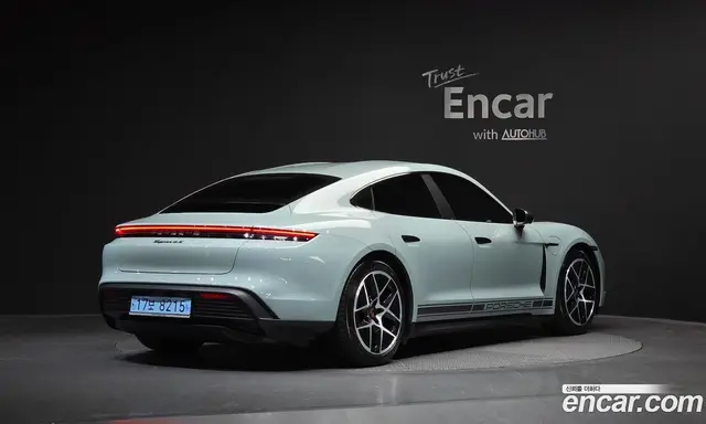 Porsche Taycan, 2024, 13 507 км
