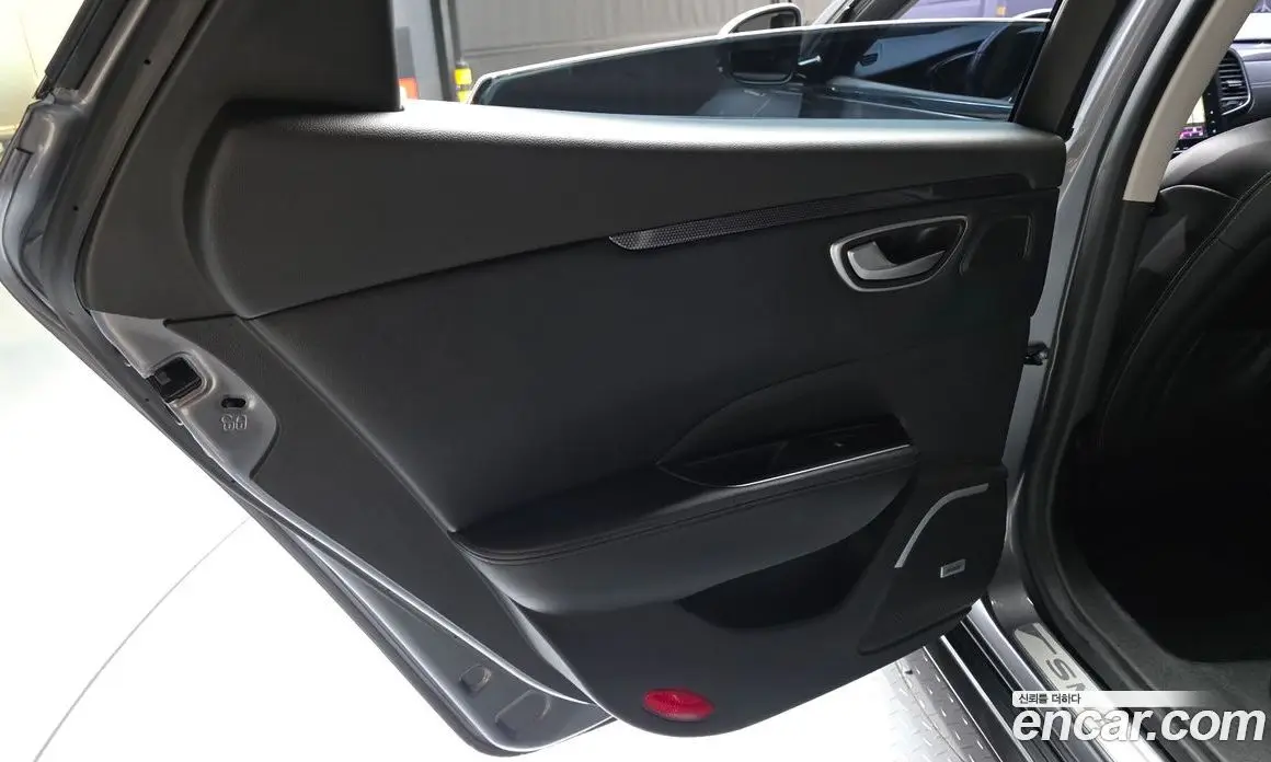 Renault (Samsung) SM6 2016 2.0 автомат (гидро), фото 15 Renault (Samsung) SM6 2016 2.0 автомат (гидро), фото 15