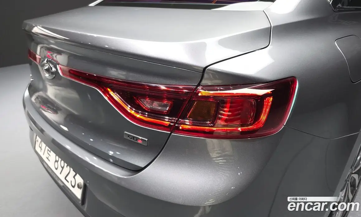 Renault (Samsung) SM6 2016 2.0 автомат (гидро), фото 9 Renault (Samsung) SM6 2016 2.0 автомат (гидро), фото 9