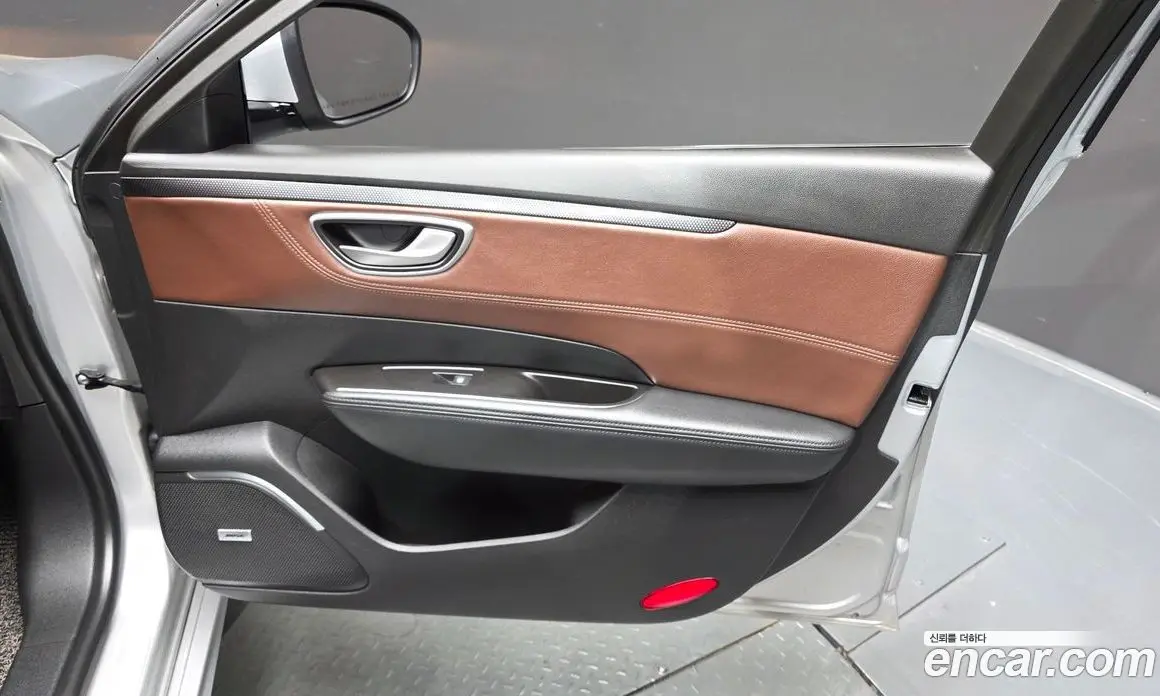 Renault (Samsung) SM6 2018 1.5 автомат (гидро), фото 14 Renault (Samsung) SM6 2018 1.5 автомат (гидро), фото 14