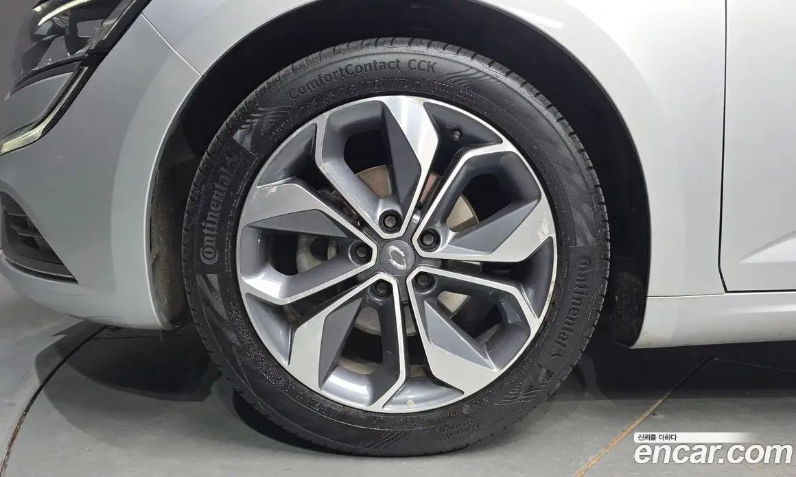 Renault (Samsung) SM6 2018 1.5 автомат (гидро), фото 5 Renault (Samsung) SM6 2018 1.5 автомат (гидро), фото 5
