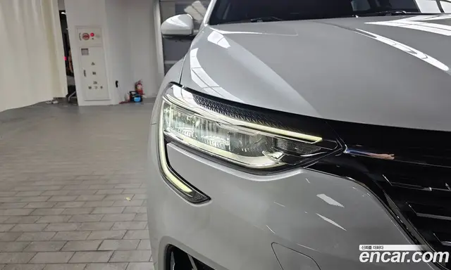 Renault (Samsung) XM3 2022 1.6 автомат (гидро), миниатюра 8