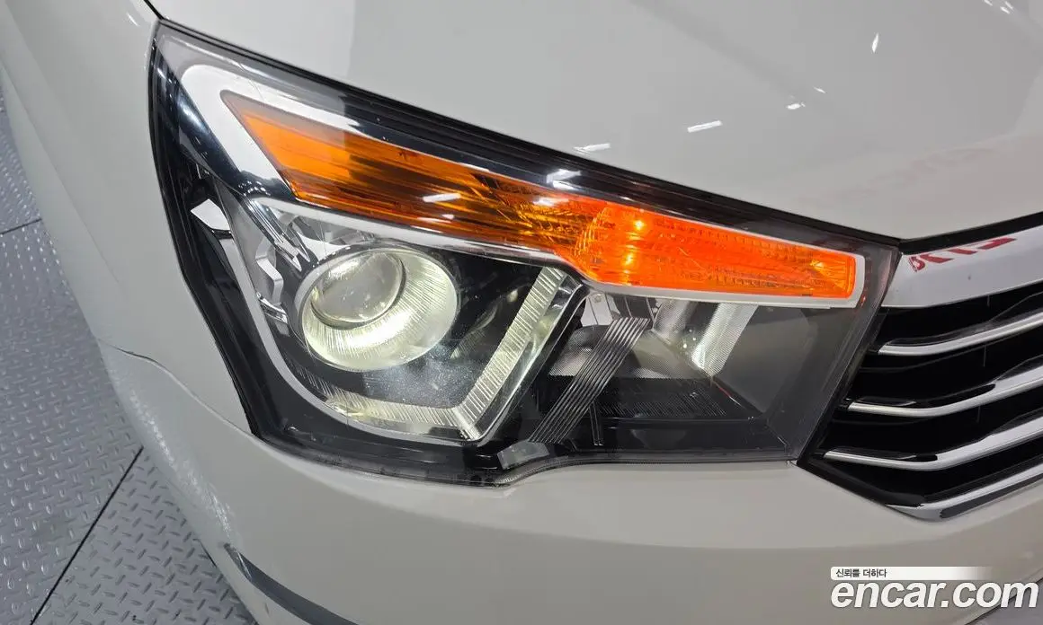 SsangYong Korando 2016 2.2 автомат (гидро), фото 8
