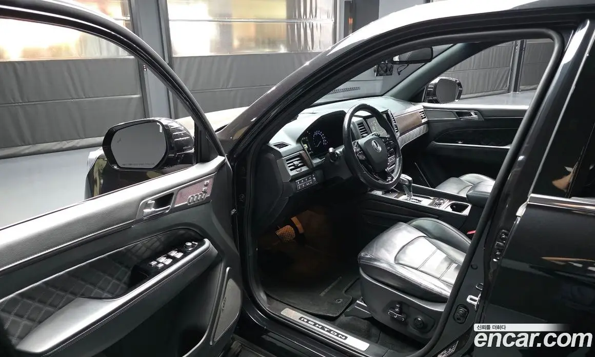 SsangYong Rexton 2019 2.2 автомат (гидро), фото 13