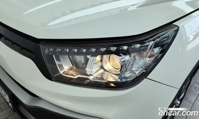 SsangYong TIBOLI 2017 1.6 автомат (гидро), миниатюра 8