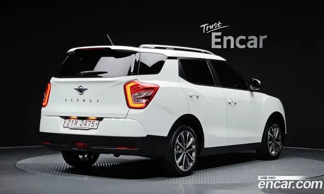 SsangYong TIBOLI 2017 1.6 автомат (гидро), миниатюра 2