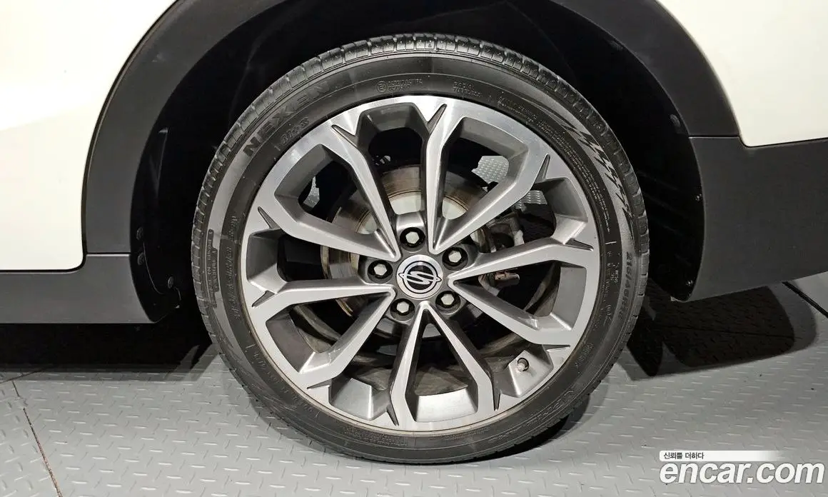 SsangYong TIBOLI 2017 1.6 автомат (гидро), фото 7