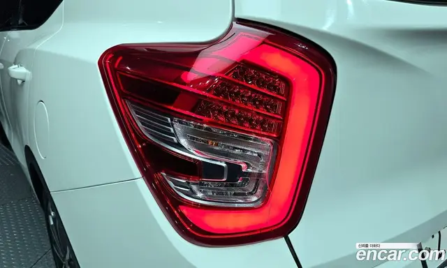 SsangYong TIBOLI 2017 1.6 автомат (гидро), миниатюра 9