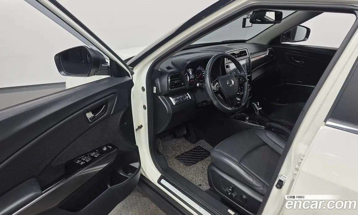 SsangYong TIBOLI 2019 1.5 автомат (гидро), фото 13 SsangYong TIBOLI 2019 1.5 автомат (гидро), фото 13