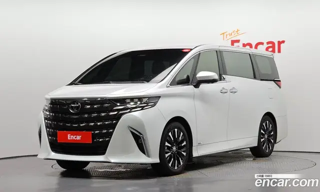 Toyota Alphard, 2025, 13 489 км Toyota Alphard, 2025, 13 489 км