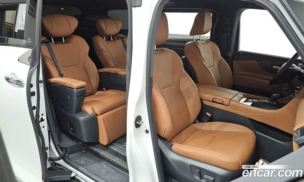 Toyota Alphard 2025 2.5 автомат (гидро), фото 11
