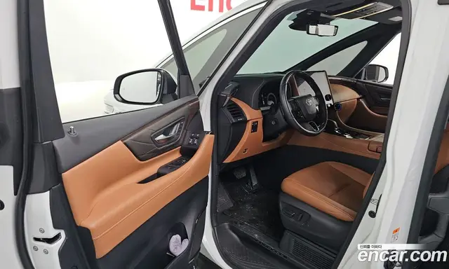 Toyota Alphard 2025 2.5 автомат (гидро), миниатюра 10