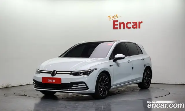 Volkswagen Golf, 2024, 15 371 км