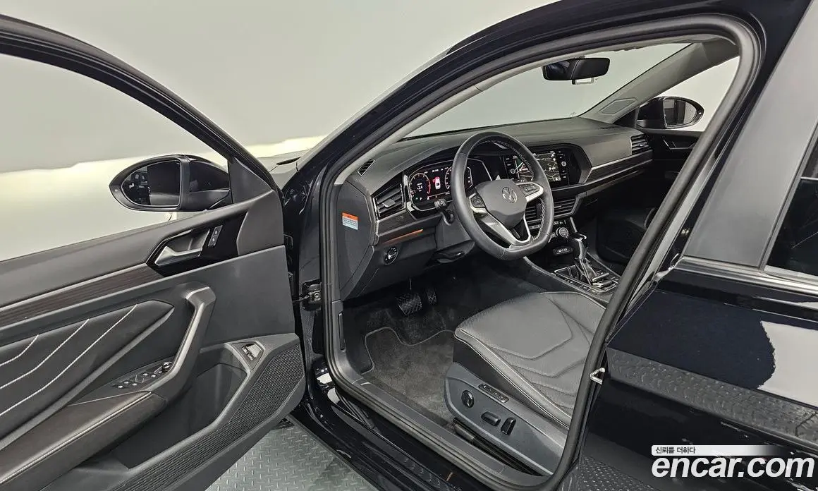 Volkswagen Jetta 2024 1.5 автомат (гидро), фото 13 Volkswagen Jetta 2024 1.5 автомат (гидро), фото 13