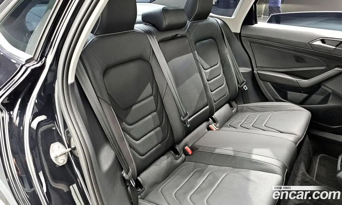 Volkswagen Jetta 2024 1.5 автомат (гидро), фото 18 Volkswagen Jetta 2024 1.5 автомат (гидро), фото 18