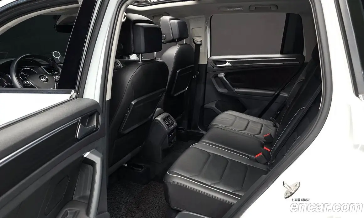 Volkswagen Tiguan 2020 2.0 автомат (гидро), фото 18
