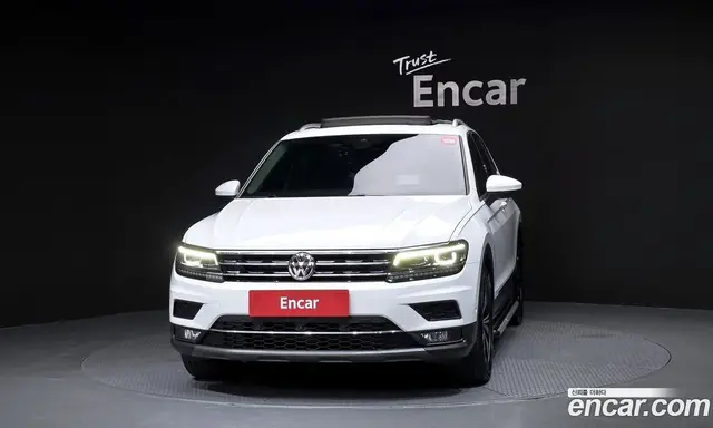 Volkswagen Tiguan 2020 2.0 автомат (гидро), миниатюра 3