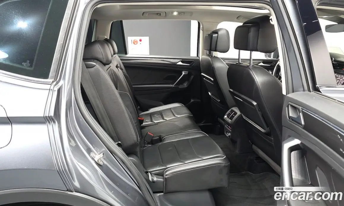 Volkswagen Tiguan 2020 2.0 автомат (гидро), фото 18