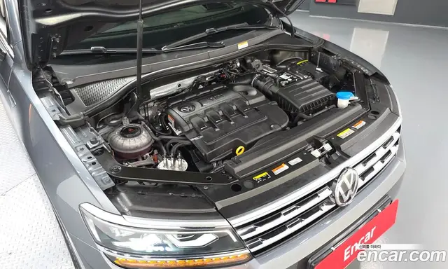 Volkswagen Tiguan 2020 2.0 автомат (гидро), миниатюра 6