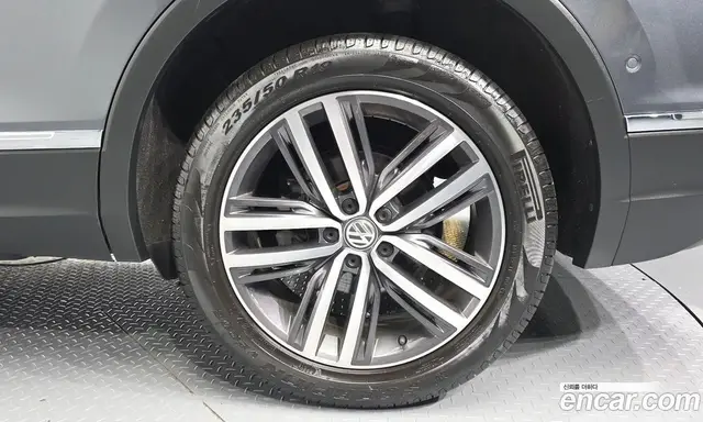 Volkswagen Tiguan 2020 2.0 автомат (гидро), миниатюра 7