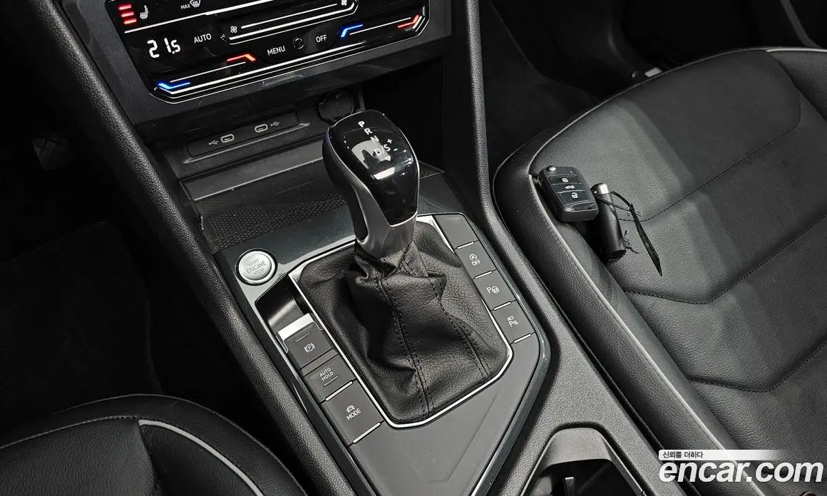 Volkswagen Tiguan 2024 2.0 автомат (гидро), фото 12 Volkswagen Tiguan 2024 2.0 автомат (гидро), фото 12