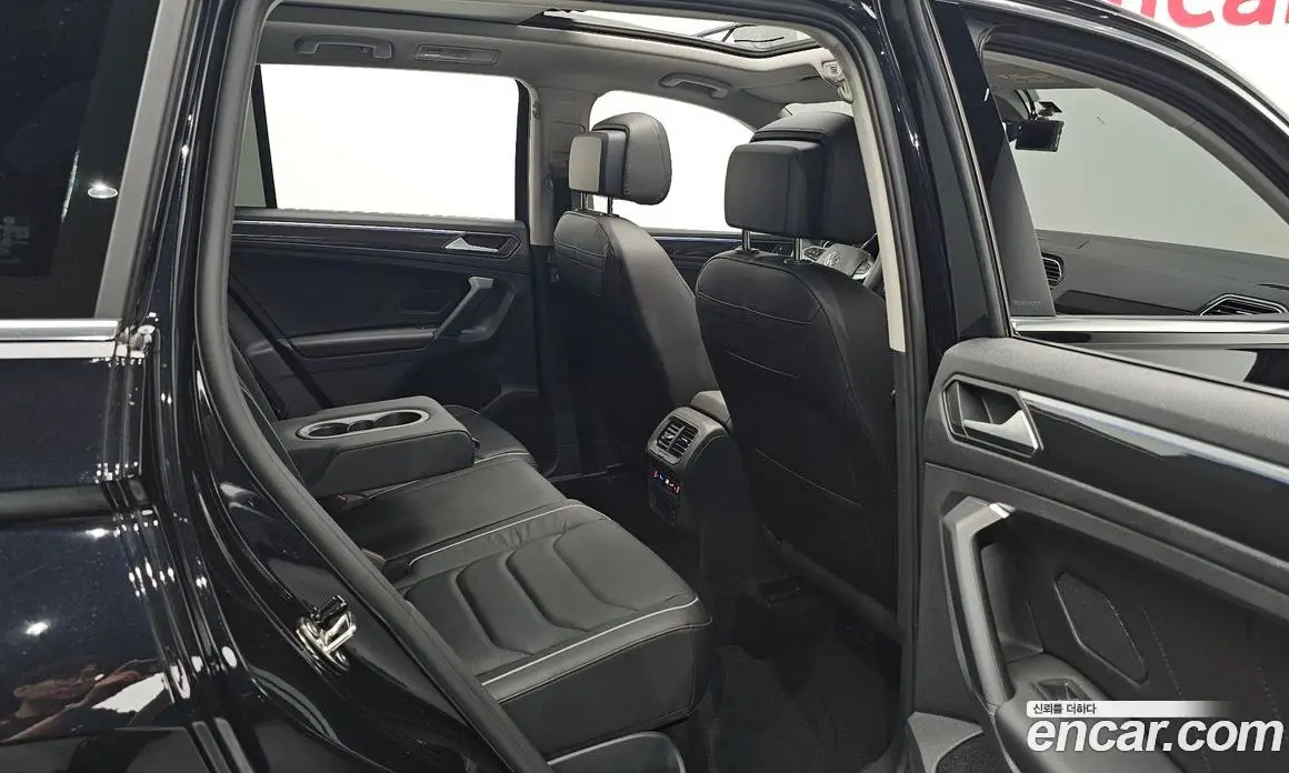Volkswagen Tiguan 2024 2.0 автомат (гидро), фото 16 Volkswagen Tiguan 2024 2.0 автомат (гидро), фото 16