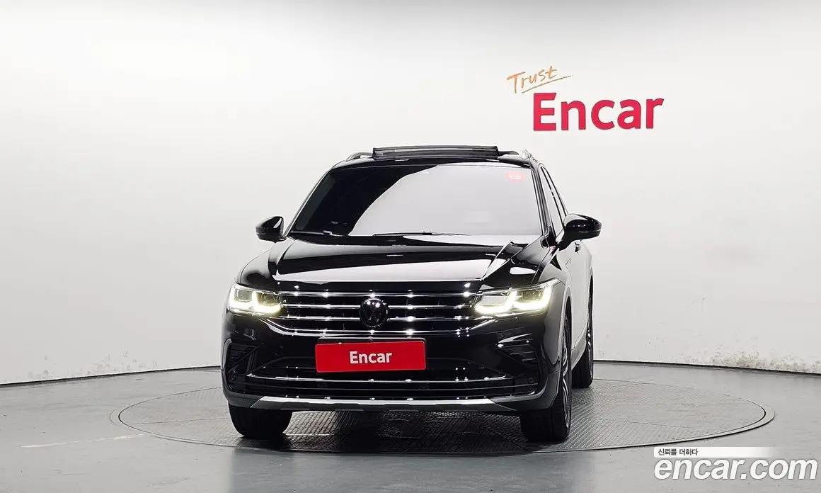 Volkswagen Tiguan 2024 2.0 автомат (гидро), фото 3 Volkswagen Tiguan 2024 2.0 автомат (гидро), фото 3