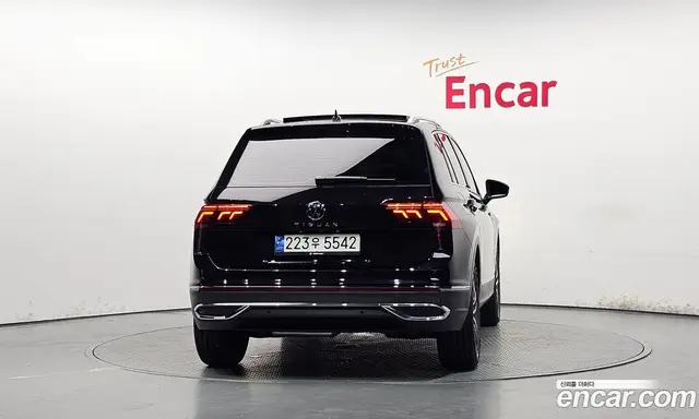 Volkswagen Tiguan 2024 2.0 автомат (гидро), миниатюра 4 Volkswagen Tiguan 2024 2.0 автомат (гидро), миниатюра 4