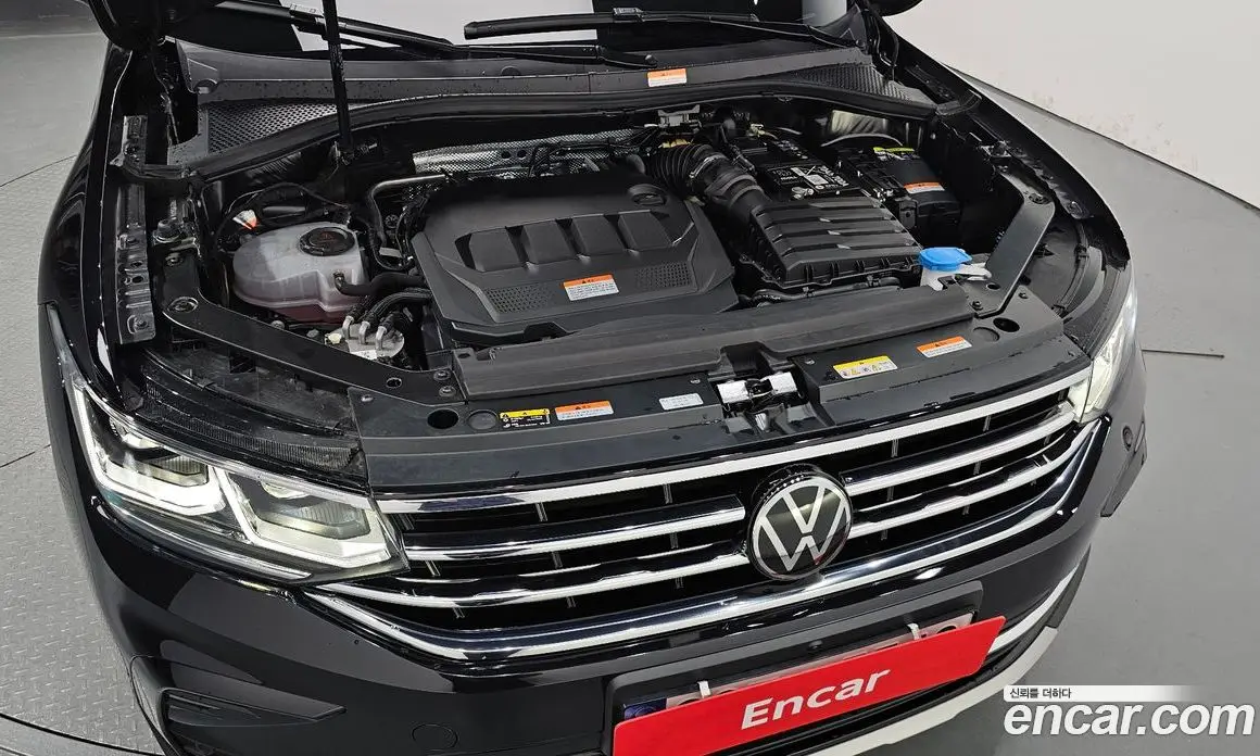 Volkswagen Tiguan 2024 2.0 автомат (гидро), фото 6 Volkswagen Tiguan 2024 2.0 автомат (гидро), фото 6