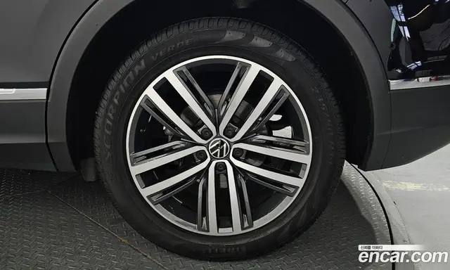 Volkswagen Tiguan 2024 2.0 автомат (гидро), миниатюра 7 Volkswagen Tiguan 2024 2.0 автомат (гидро), миниатюра 7
