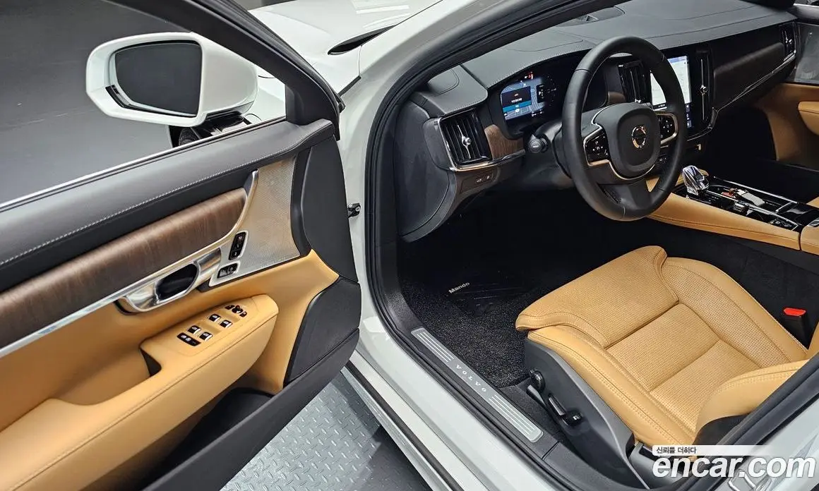 Volvo S90 2025 2.0 автомат (гидро), фото 13 Volvo S90 2025 2.0 автомат (гидро), фото 13