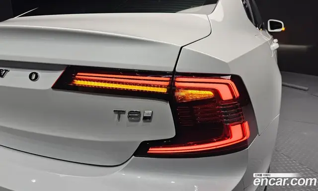 Volvo S90 2025 2.0 автомат (гидро), миниатюра 9 Volvo S90 2025 2.0 автомат (гидро), миниатюра 9