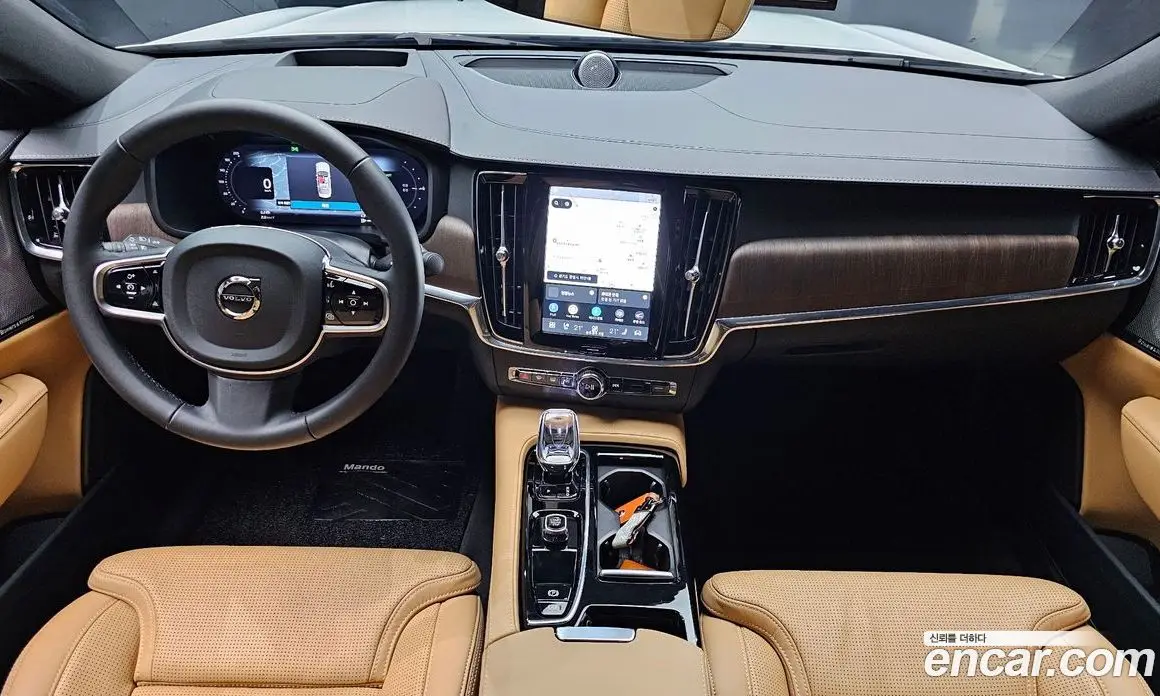 Volvo S90 2025 2.0 автомат (гидро), фото 10 Volvo S90 2025 2.0 автомат (гидро), фото 10