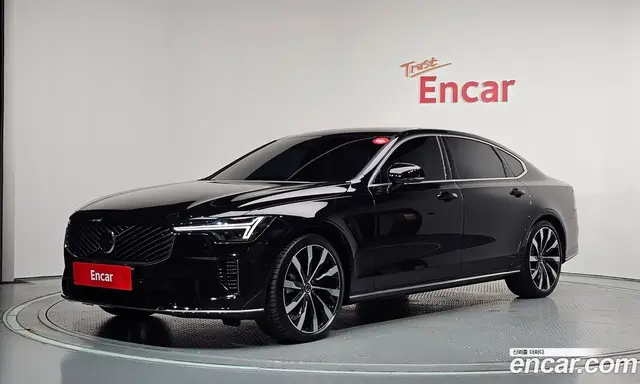 Volvo S90, 2025, 7 877 км Volvo S90, 2025, 7 877 км