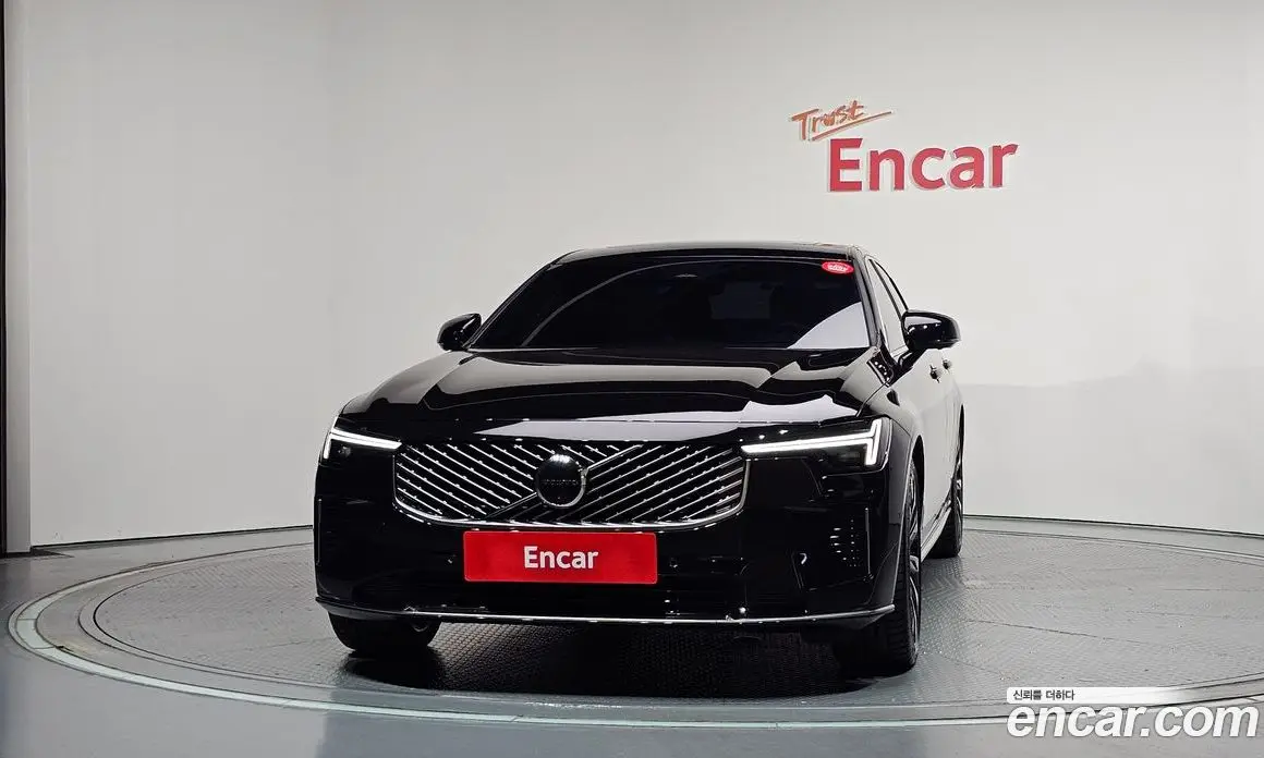 Volvo S90 2025 2.0 автомат (гидро), фото 3