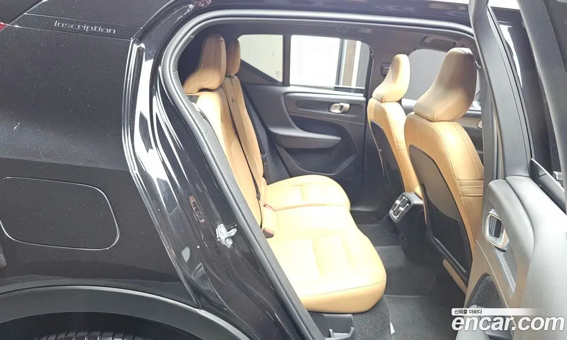 Volvo XC40 2019 2.0 автомат (гидро), фото 16 Volvo XC40 2019 2.0 автомат (гидро), фото 16