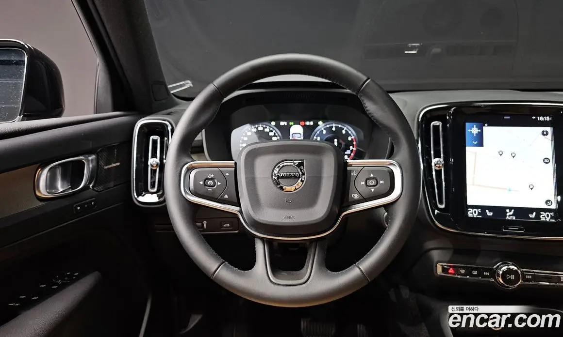 Volvo XC40 2019 2.0 автомат (гидро), фото 18 Volvo XC40 2019 2.0 автомат (гидро), фото 18
