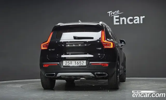 Volvo XC40 2019 2.0 автомат (гидро), миниатюра 4 Volvo XC40 2019 2.0 автомат (гидро), миниатюра 4