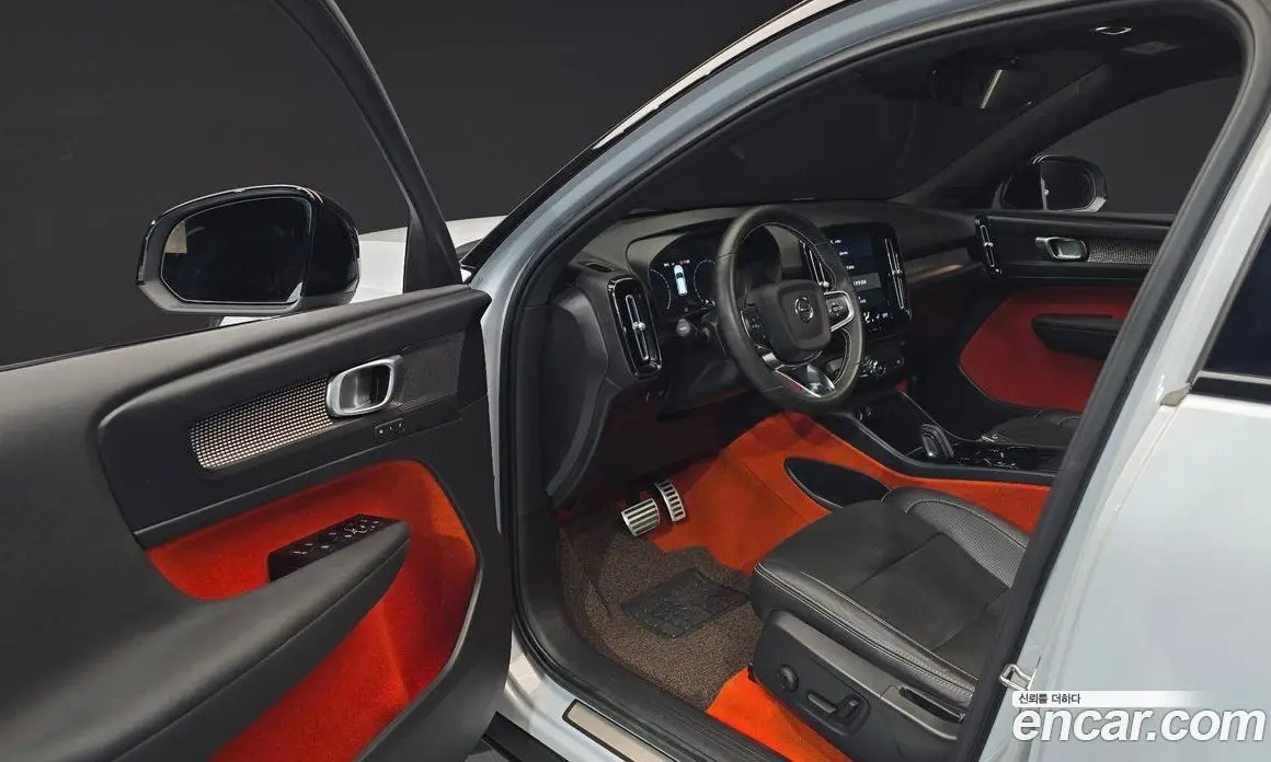 Volvo XC40 2021 2.0 автомат (гидро), фото 13 Volvo XC40 2021 2.0 автомат (гидро), фото 13