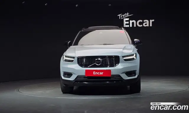 Volvo XC40 2021 2.0 автомат (гидро), миниатюра 3 Volvo XC40 2021 2.0 автомат (гидро), миниатюра 3