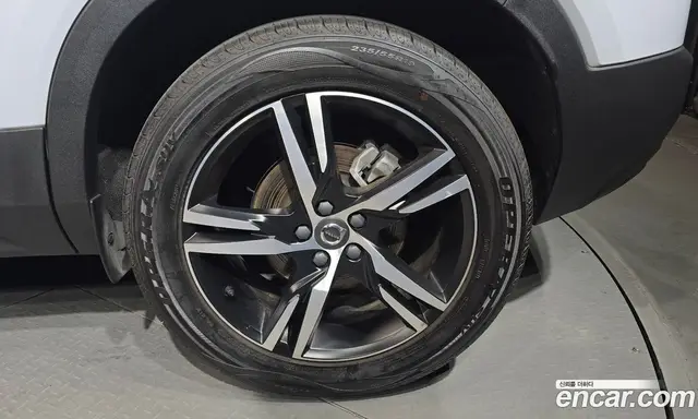 Volvo XC40 2021 2.0 автомат (гидро), миниатюра 7 Volvo XC40 2021 2.0 автомат (гидро), миниатюра 7
