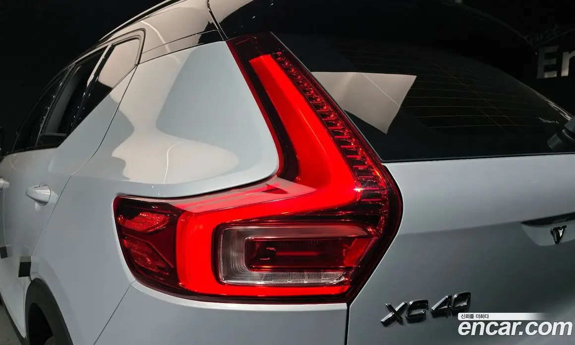 Volvo XC40 2021 2.0 автомат (гидро), фото 9 Volvo XC40 2021 2.0 автомат (гидро), фото 9