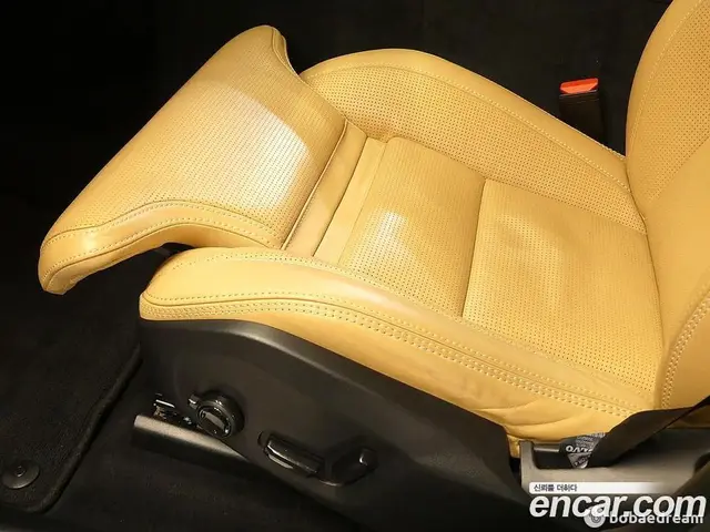 Volvo XC60 2022 2.0 автомат (гидро), миниатюра 12