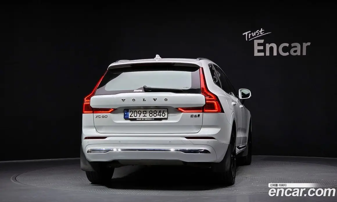 Volvo XC60 2022 2.0 автомат (гидро), фото 4 Volvo XC60 2022 2.0 автомат (гидро), фото 4