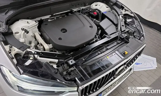 Volvo XC60 2022 2.0 автомат (гидро), миниатюра 6 Volvo XC60 2022 2.0 автомат (гидро), миниатюра 6