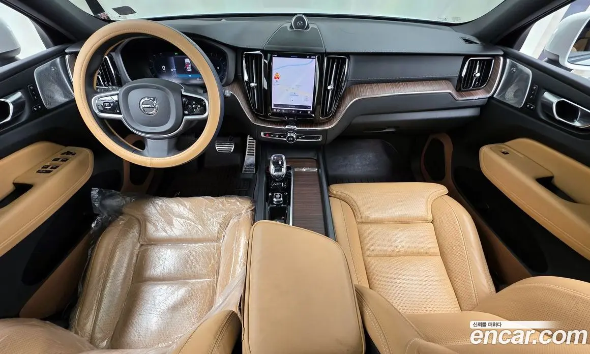 Volvo XC60 2022 2.0 автомат (гидро), фото 10 Volvo XC60 2022 2.0 автомат (гидро), фото 10